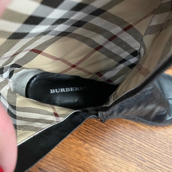 Burberry Vintage Black Bootie Pointed Toe Pup Heel Size EU 40 US 8 - Picture 10 of 13